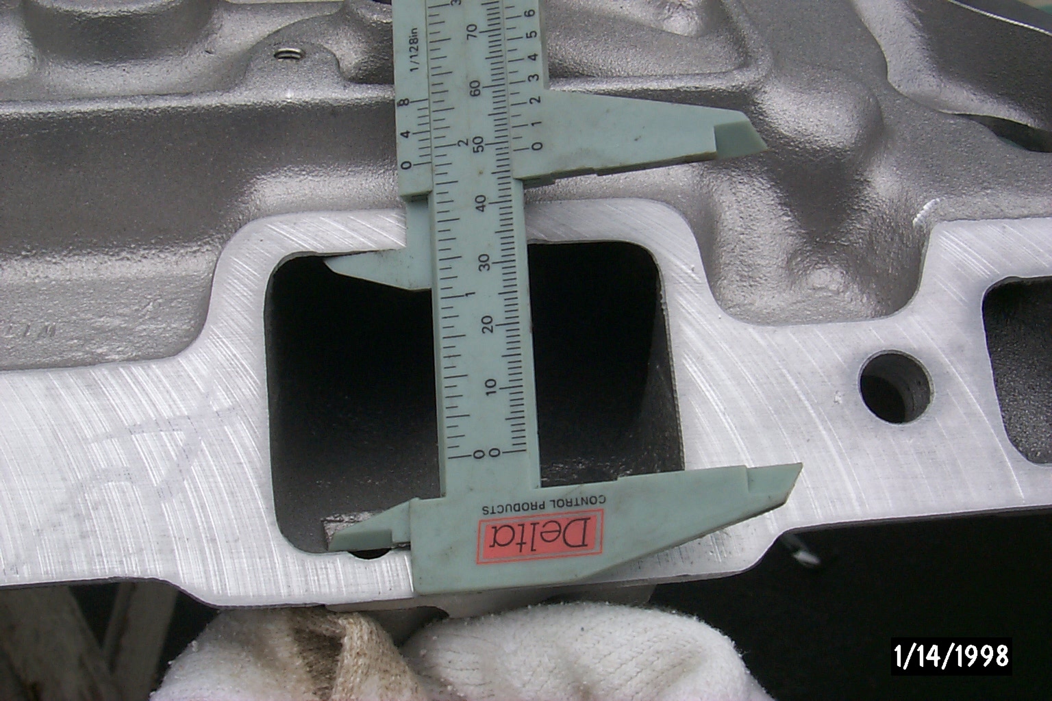 Edelbrock HighFlo TPI intake