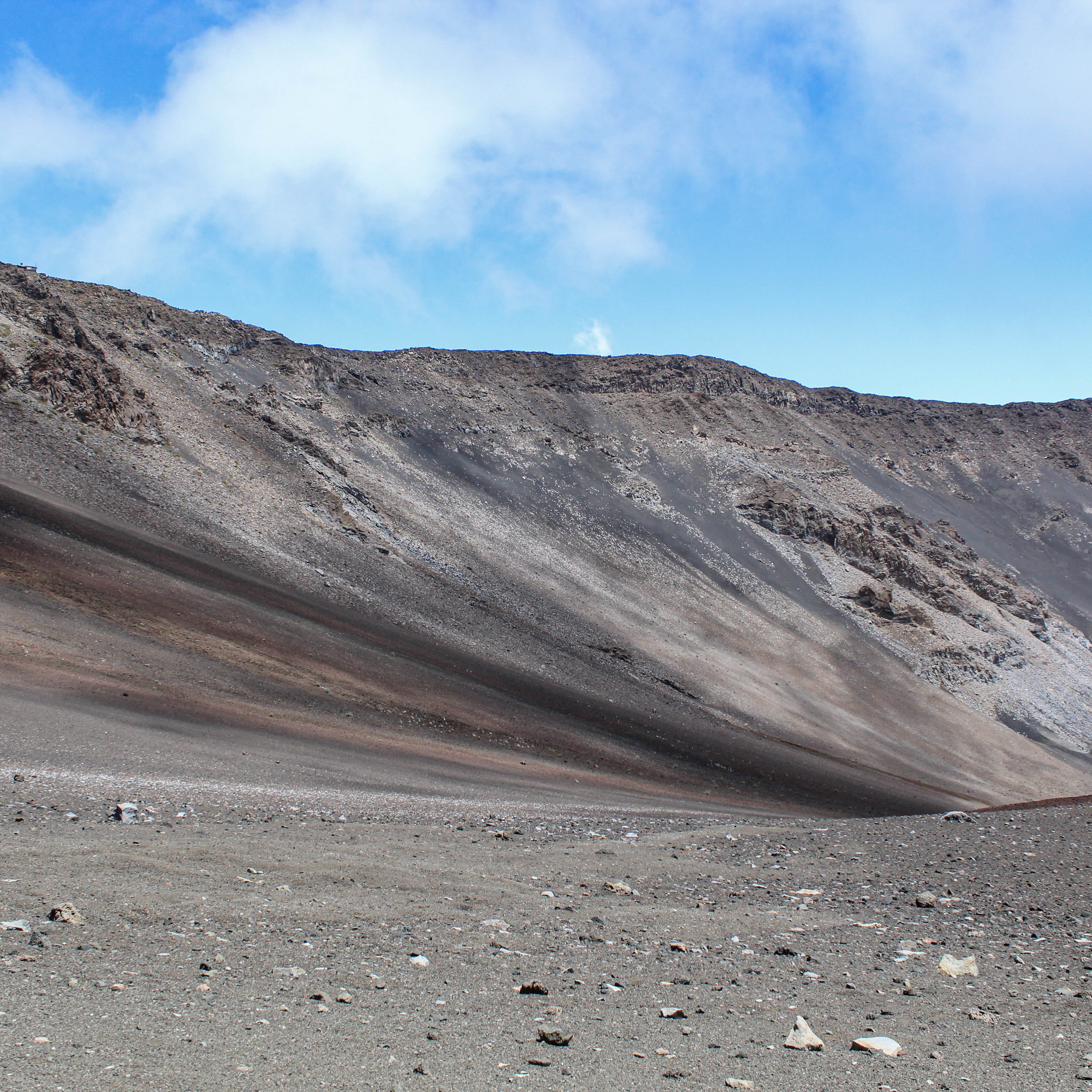 Image of a rock valley.