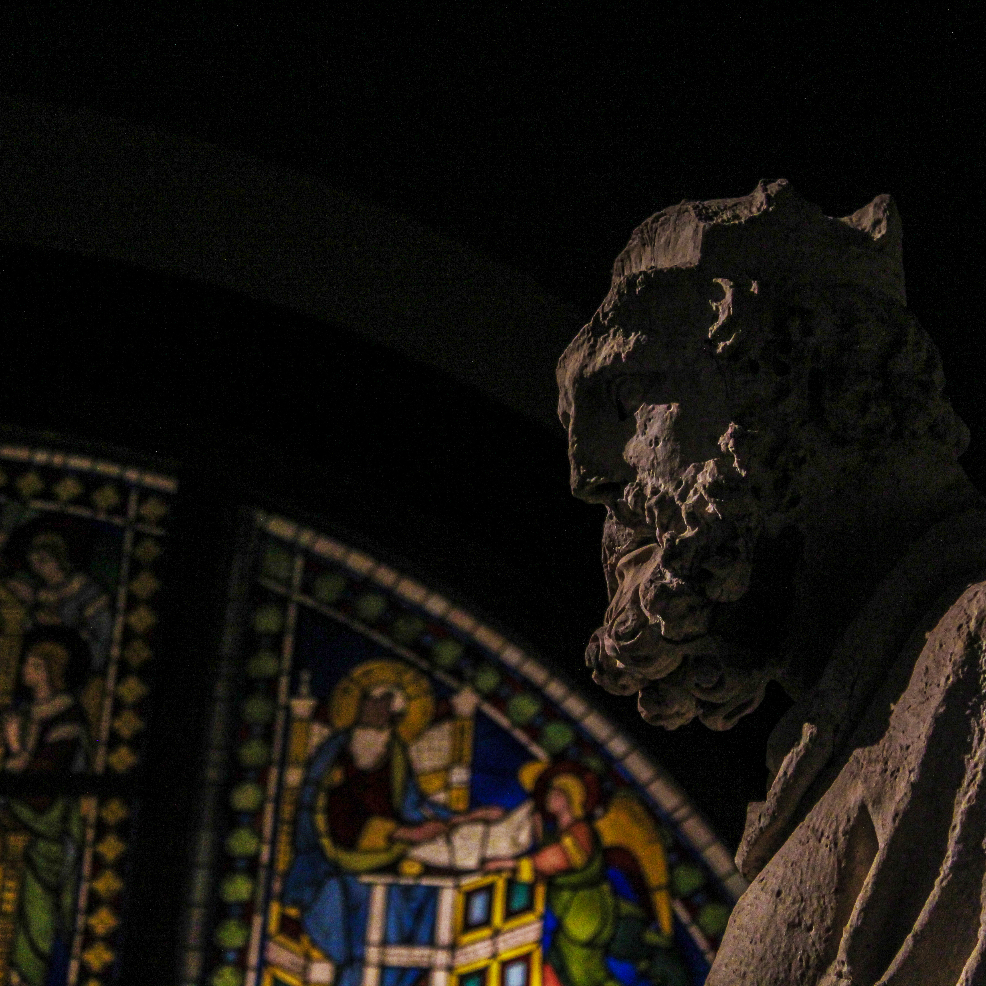 Image of a sculpture of a man.